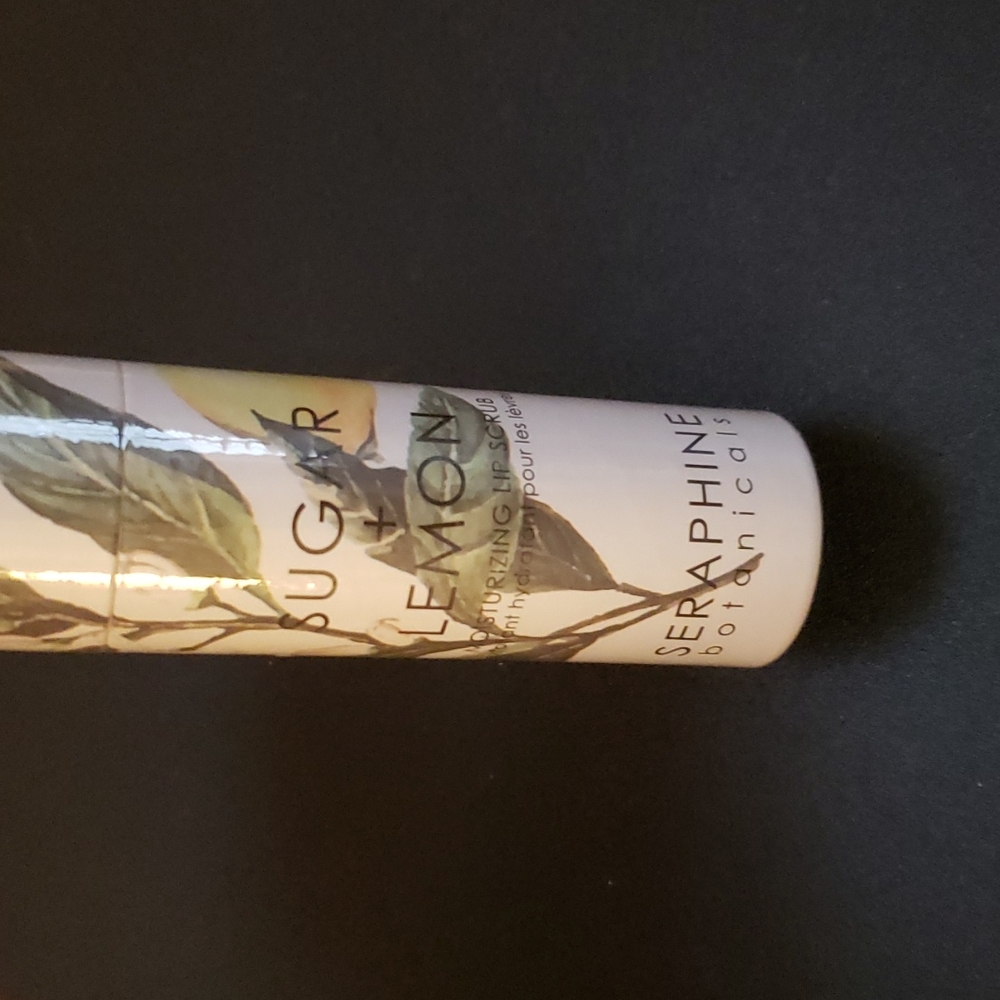 Seraphine Botanicals lip scrub - Picture 4 of 4